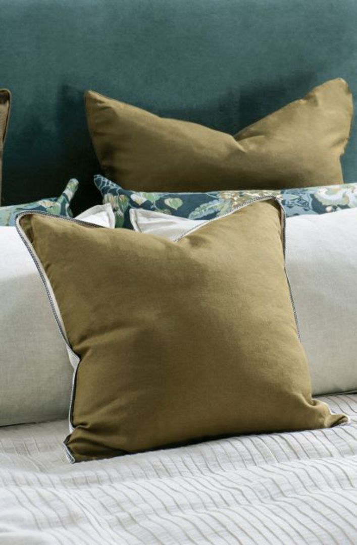 Bianca Lorenne - Appetto - Coverlet - Cushion - Moss image 2